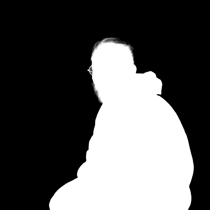 Ground truth alpha matte: Smiling Man at Seaside Sunset