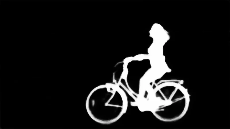 Snap model alpha matte: Cyclist in Motion